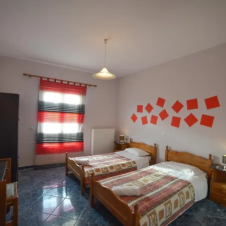 Giannis And Fridas Garden Sidárion