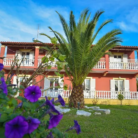 Giannis And Fridas Garden * Sidari (Corfu)