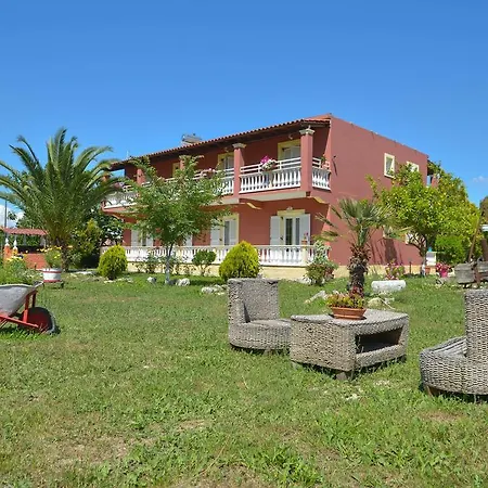 Giannis And Fridas Garden 公寓 *