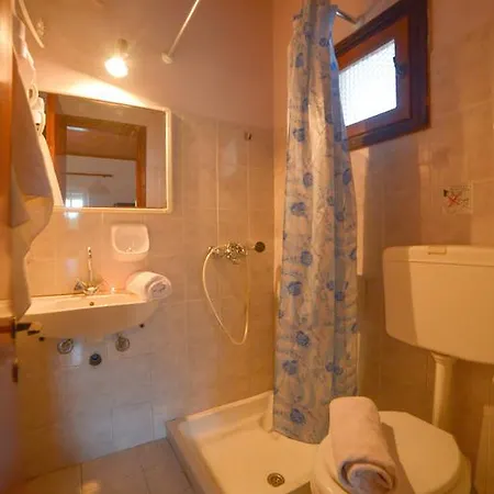 Giannis And Fridas Garden 公寓 斯达林